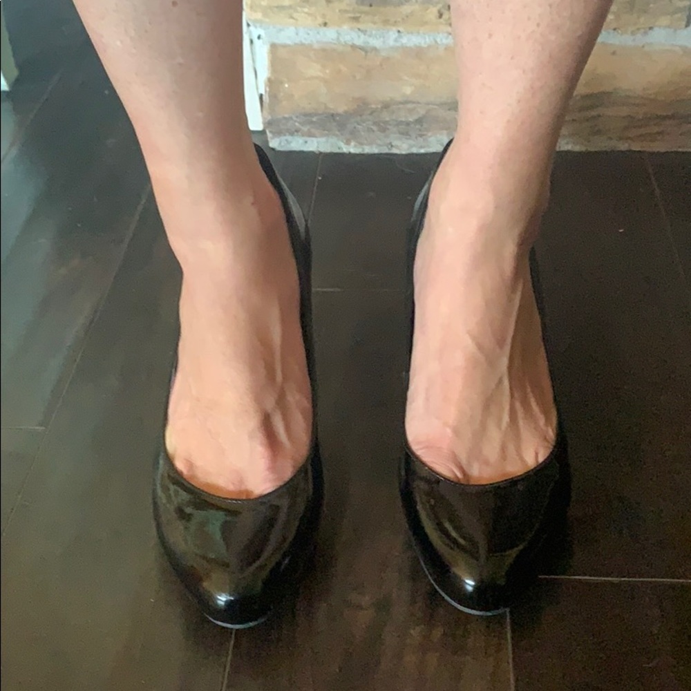 Franco Sarto Patent leather heel